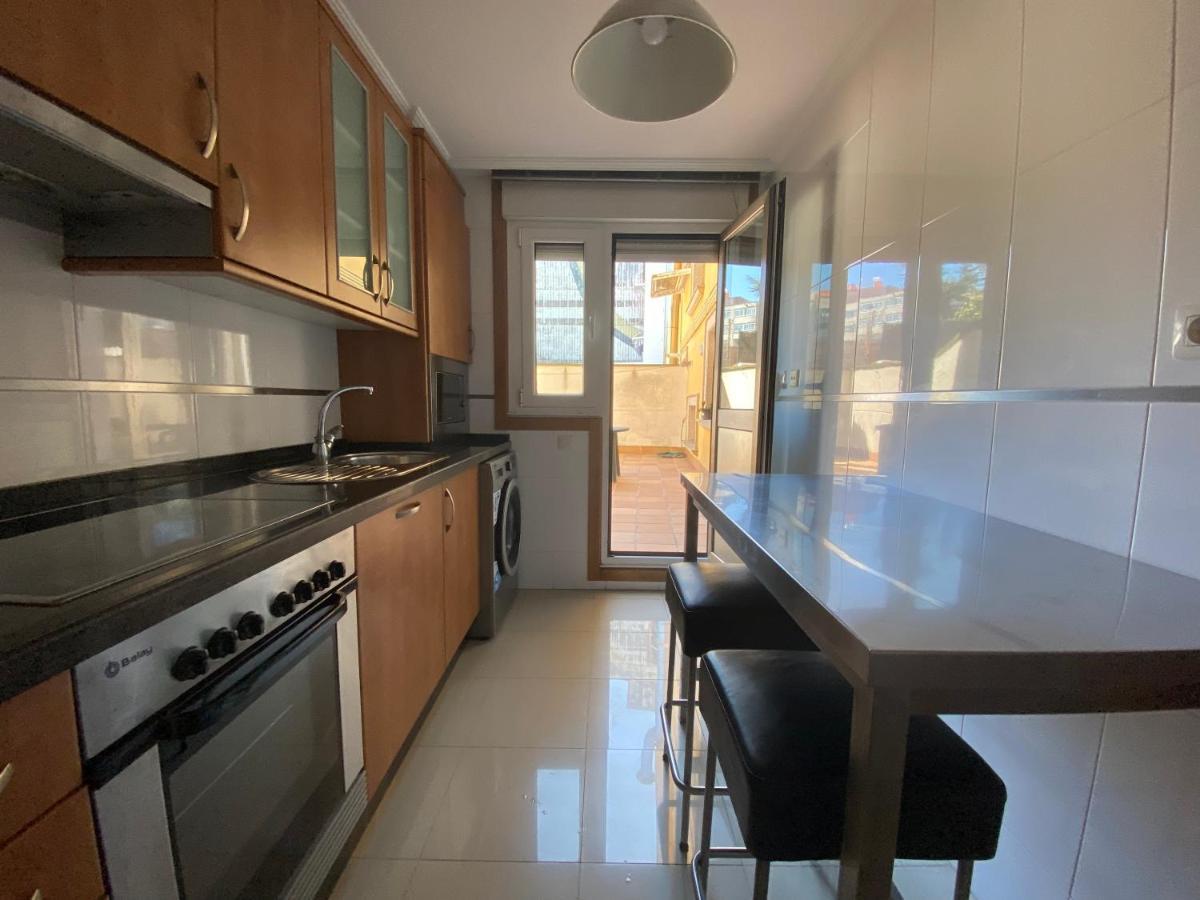 Apartamento A 5 Min Caminando De La Playa Sta. Cristina, Олейрос Экстерьер фото